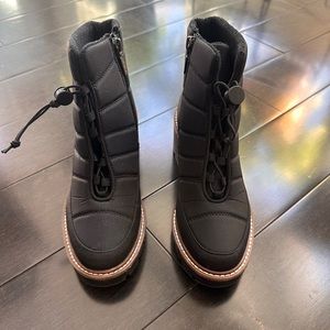 Blondo waterproof lace-up boots